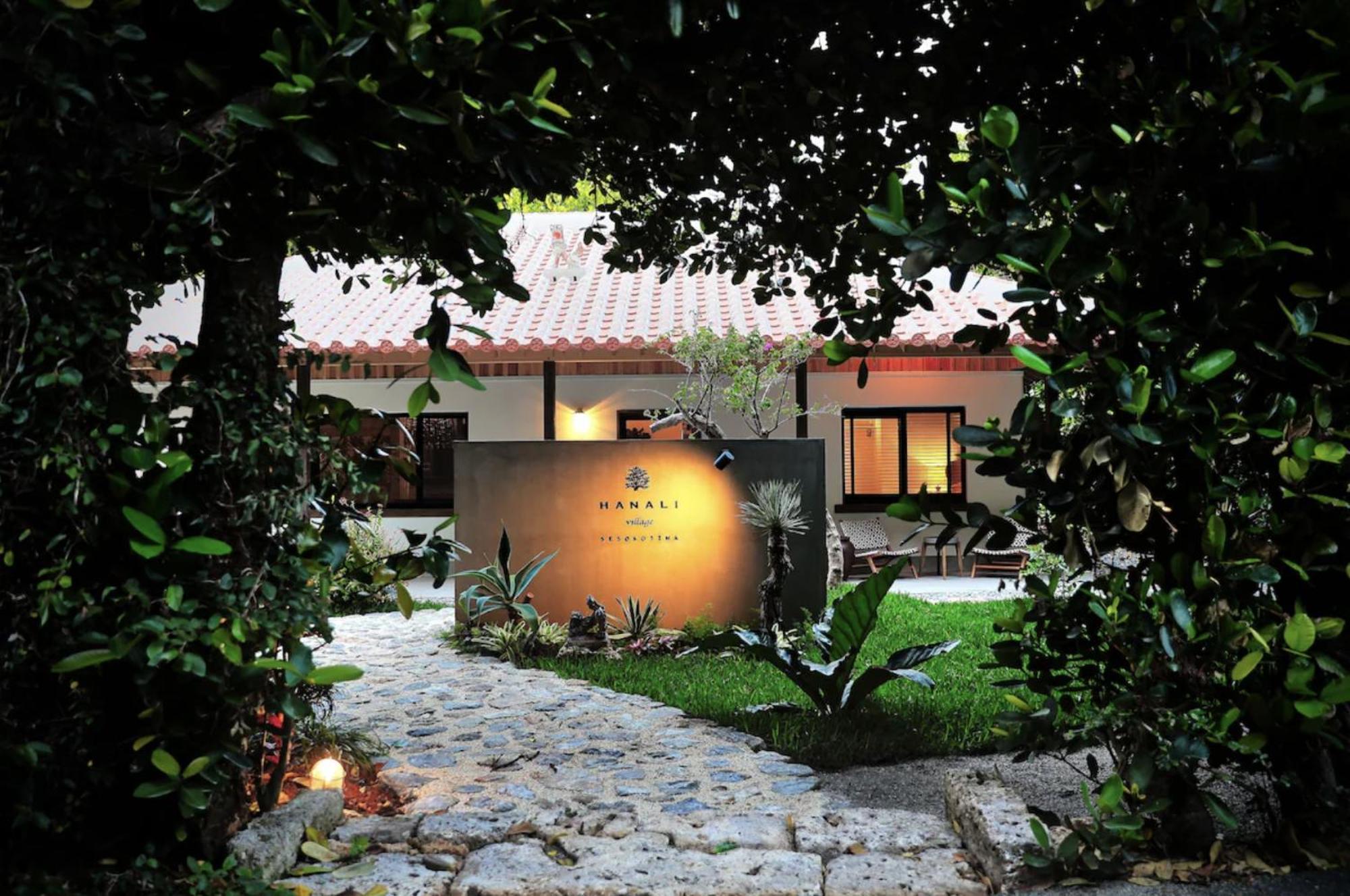 Adan Resort Hanali Village Sesokojima Buitenkant foto